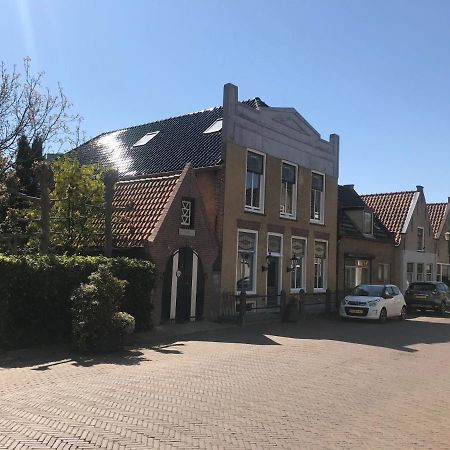 B&B Logeren Bij De Burgemeester Stad aan 't Haringvliet Dış mekan fotoğraf